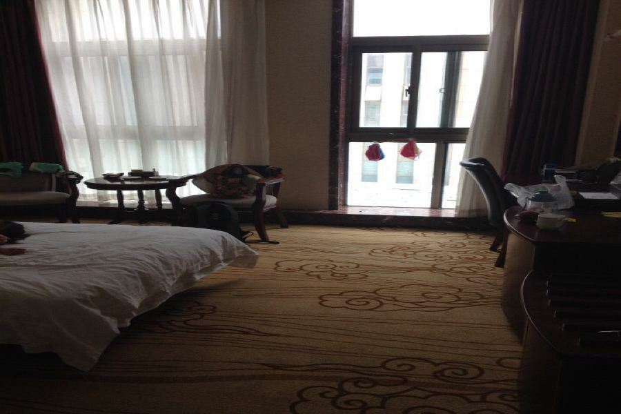 Weihai Happy Hot Spring Hotel Екстер'єр фото