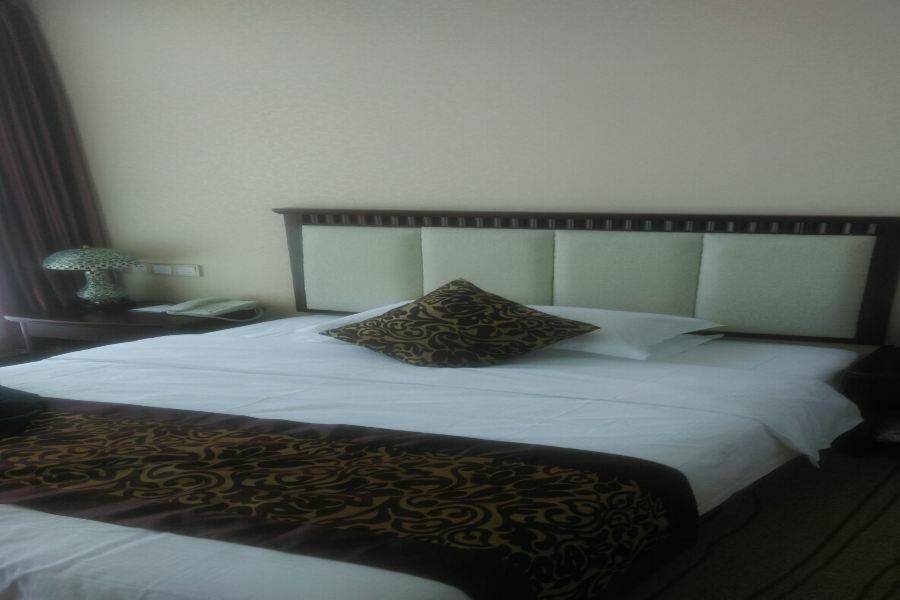 Weihai Happy Hot Spring Hotel Екстер'єр фото